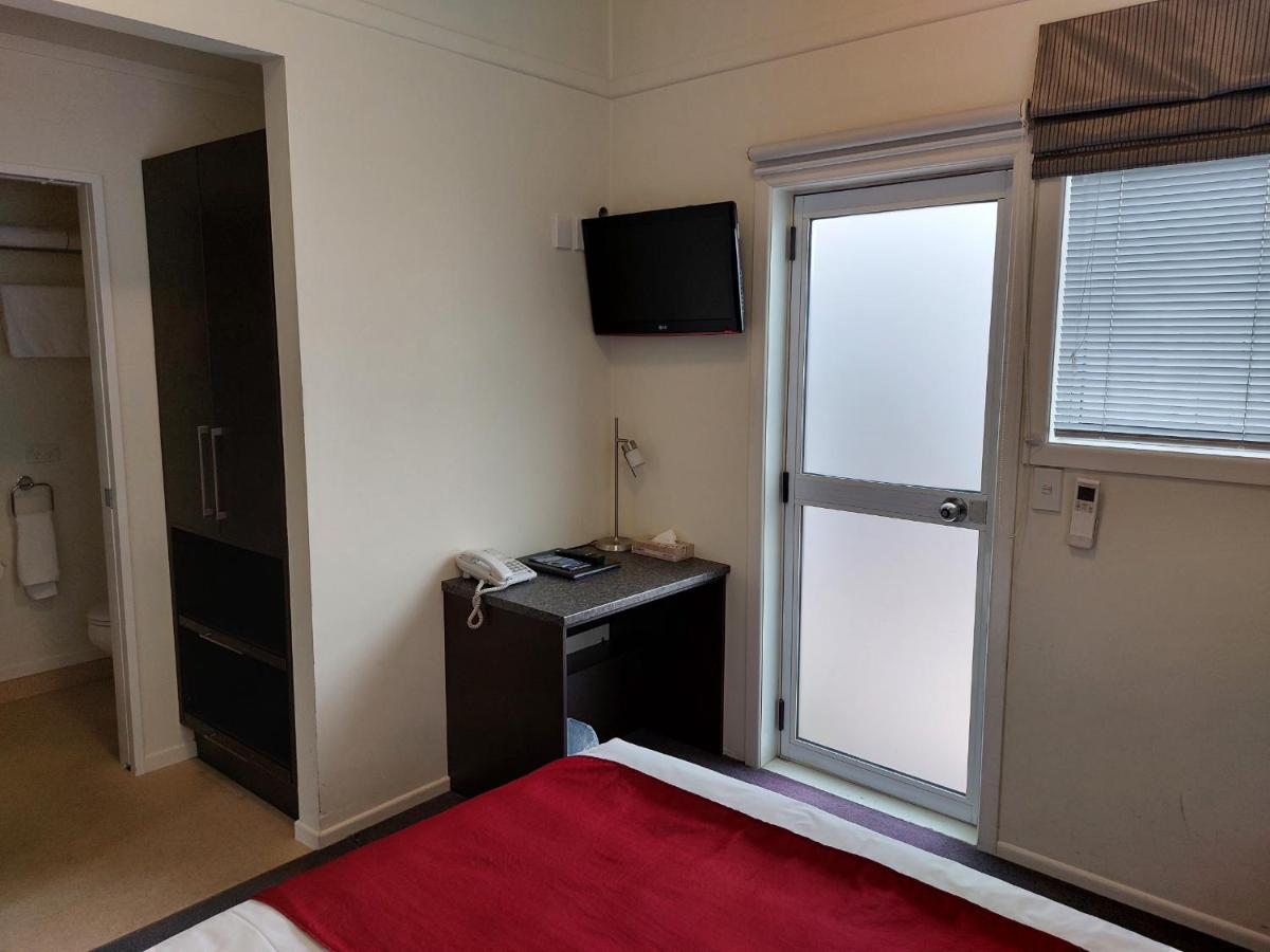 At Eden Park Motel Оукланд Екстериор снимка
