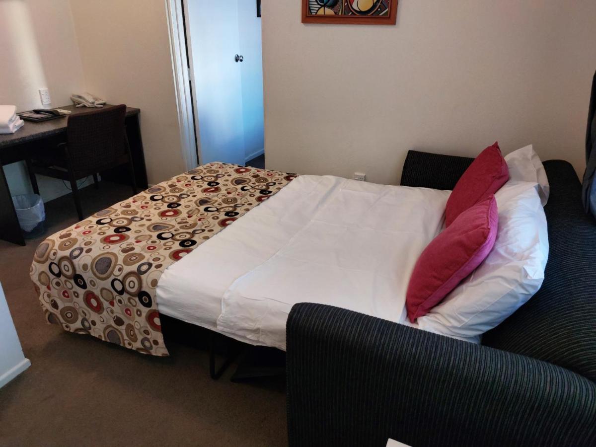 At Eden Park Motel Оукланд Екстериор снимка