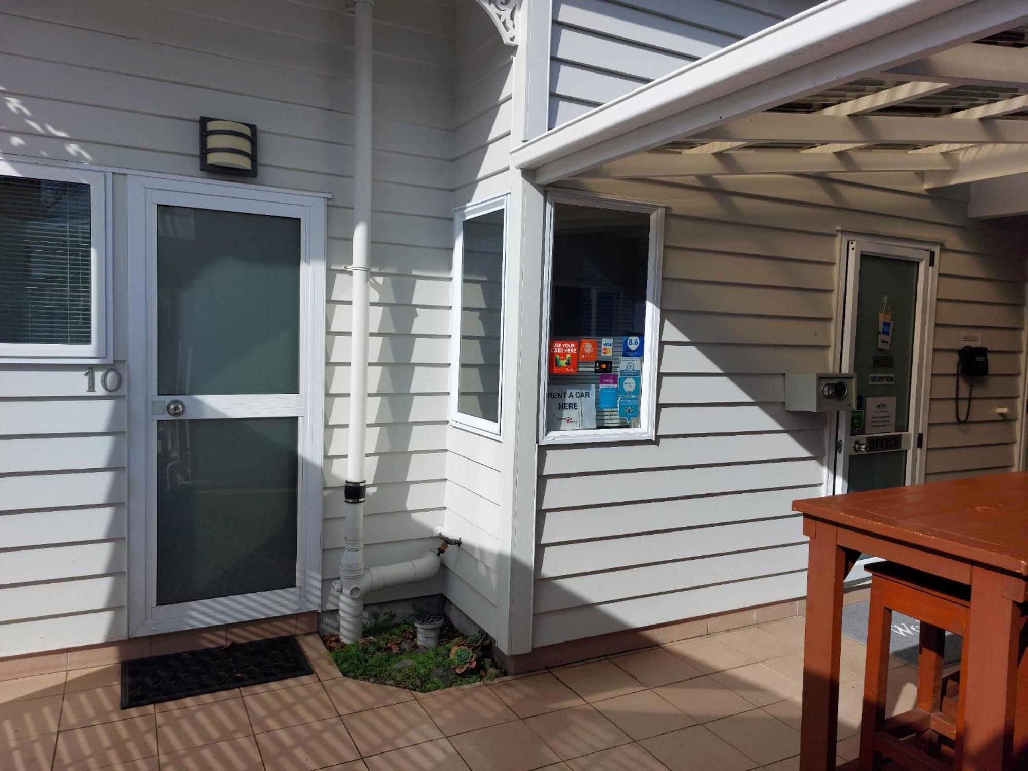 At Eden Park Motel Оукланд Екстериор снимка